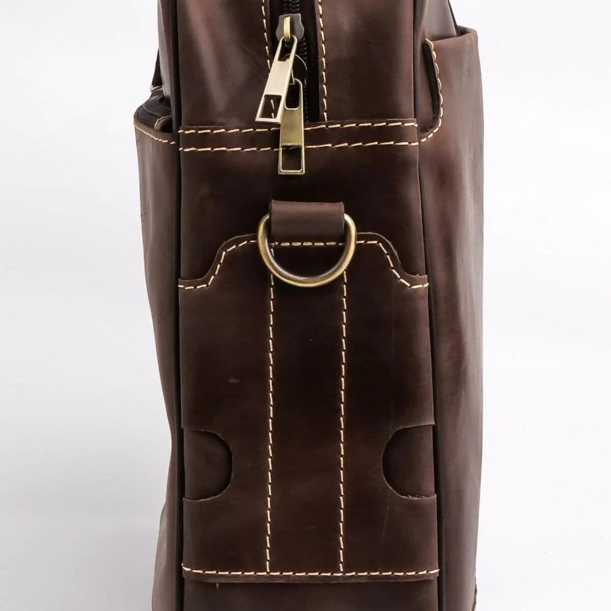 The Cognac Classic Leather Bag — view 4