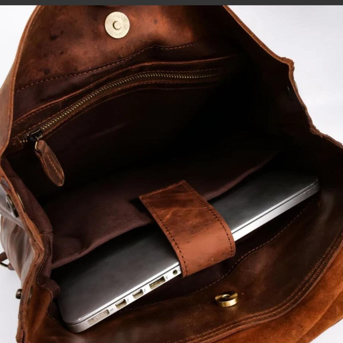 The Kensington Leather Bag — view 6